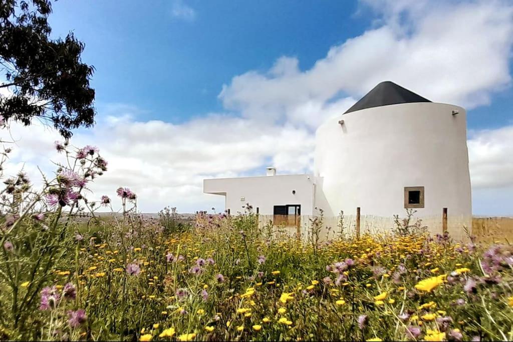 O Moinho 98 - A Cozy Getaway By The Coast Lourinhã Exterior foto